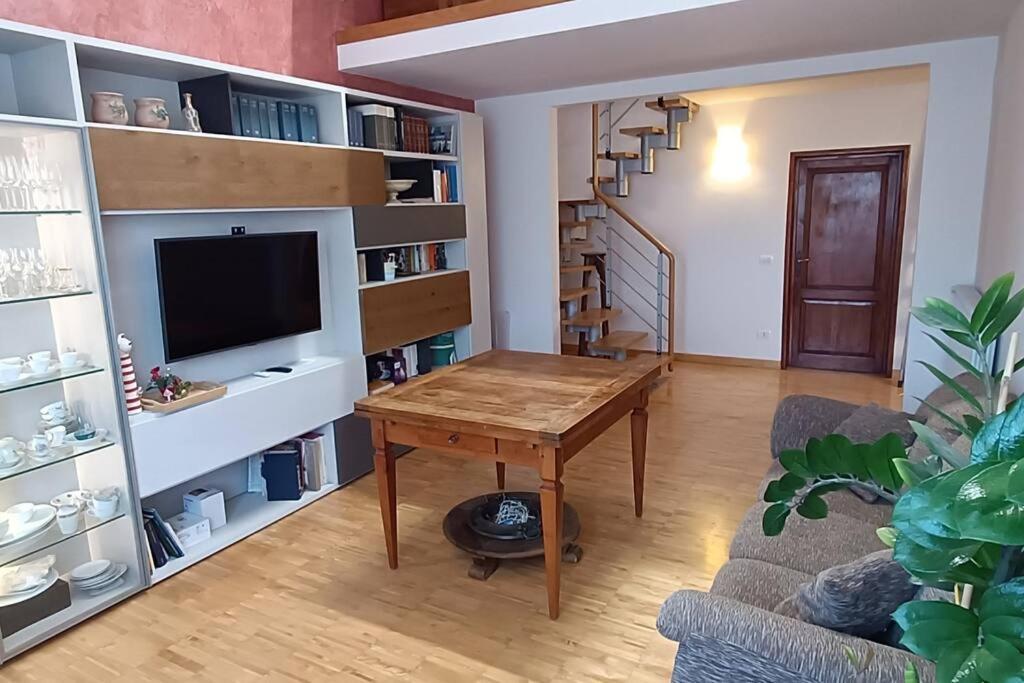 Charming Flat In *